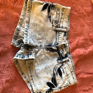 Daytrip shorts